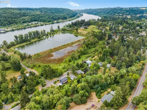 1551 5th Street West Linn OR 97068