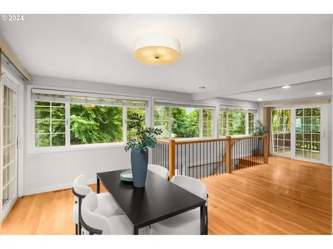 1551 5th Street West Linn OR 97068