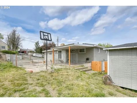 810 Sw 7th Street Pendleton OR 97801