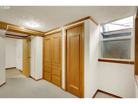 839 Ne 112th Avenue Portland OR 97220