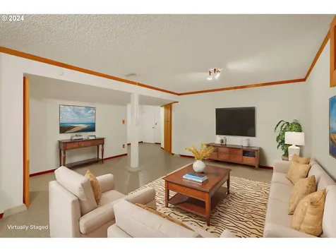 839 Ne 112th Avenue Portland OR 97220