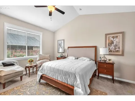 33963 Se Uhlman Lane Scappoose OR 97056
