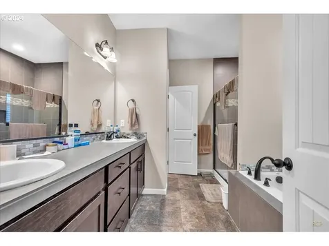 33963 Se Uhlman Lane Scappoose OR 97056