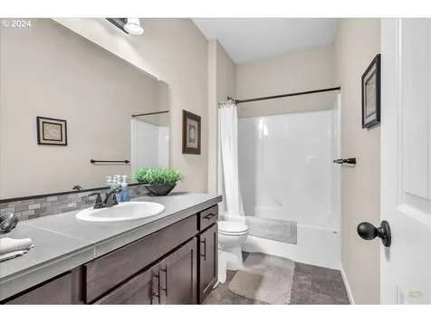 33963 Se Uhlman Lane Scappoose OR 97056