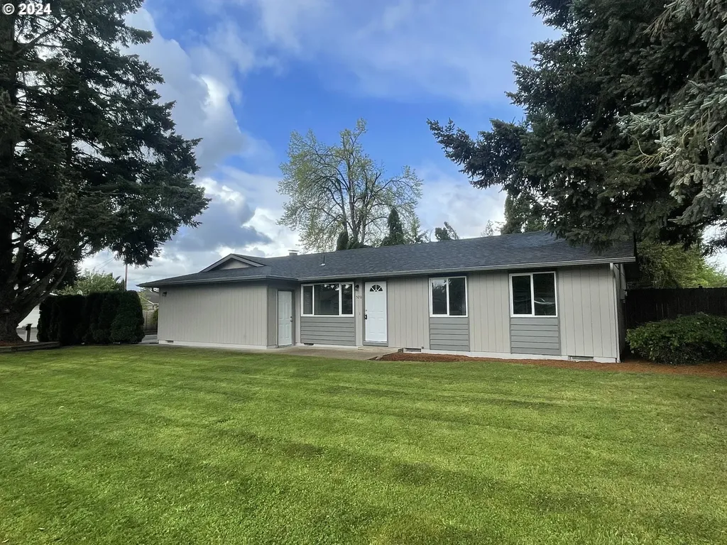 520 Pinedale Avenue Springfield OR 97477