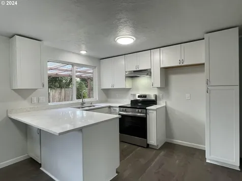 520 Pinedale Avenue Springfield OR 97477