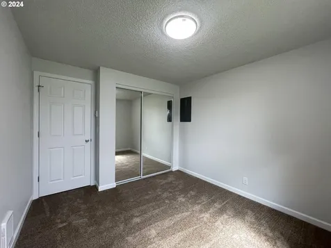 520 Pinedale Avenue Springfield OR 97477