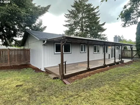 520 Pinedale Avenue Springfield OR 97477