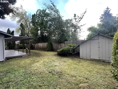 520 Pinedale Avenue Springfield OR 97477