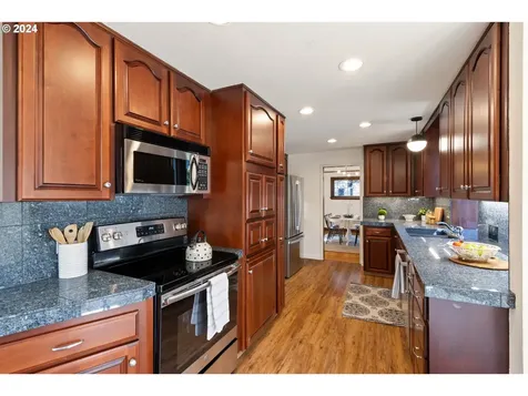 2721 NE 21st Avenue Portland OR 97212