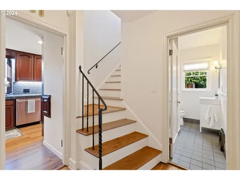 2721 NE 21st Avenue Portland OR 97212