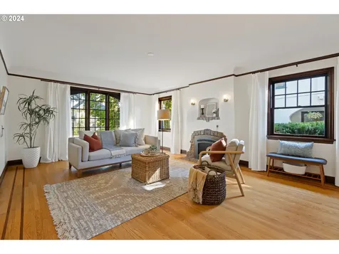 2721 NE 21st Avenue Portland OR 97212