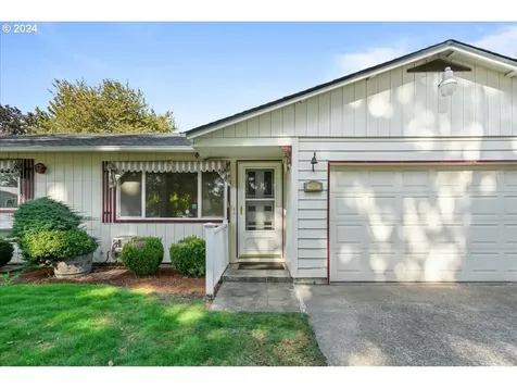 4585 Dean Street NE Salem OR 97301