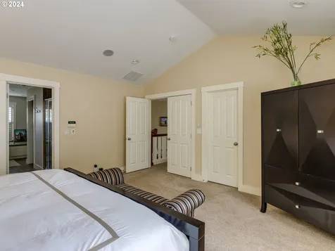 2018 N Vine Street Canby OR 97013
