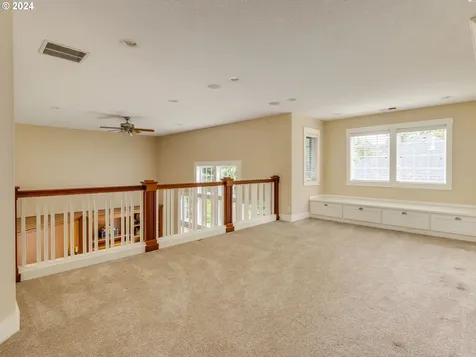 2018 N Vine Street Canby OR 97013