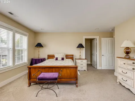 2018 N Vine Street Canby OR 97013