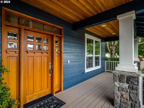 2018 N Vine Street Canby OR 97013