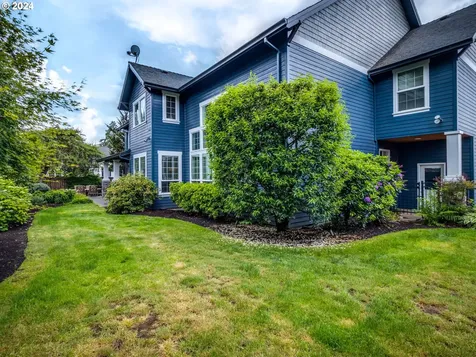 2018 N Vine Street Canby OR 97013