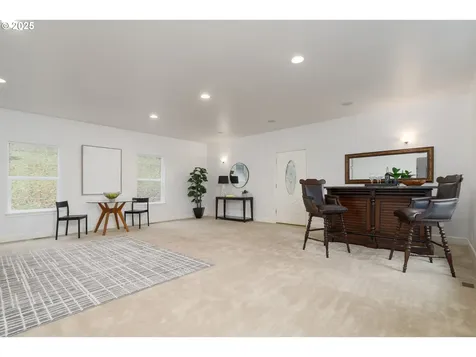 134 Marlboro Lane Eugene OR 97405