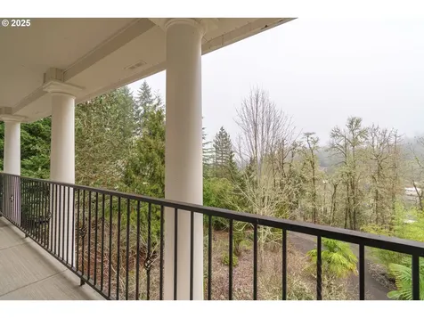 134 Marlboro Lane Eugene OR 97405