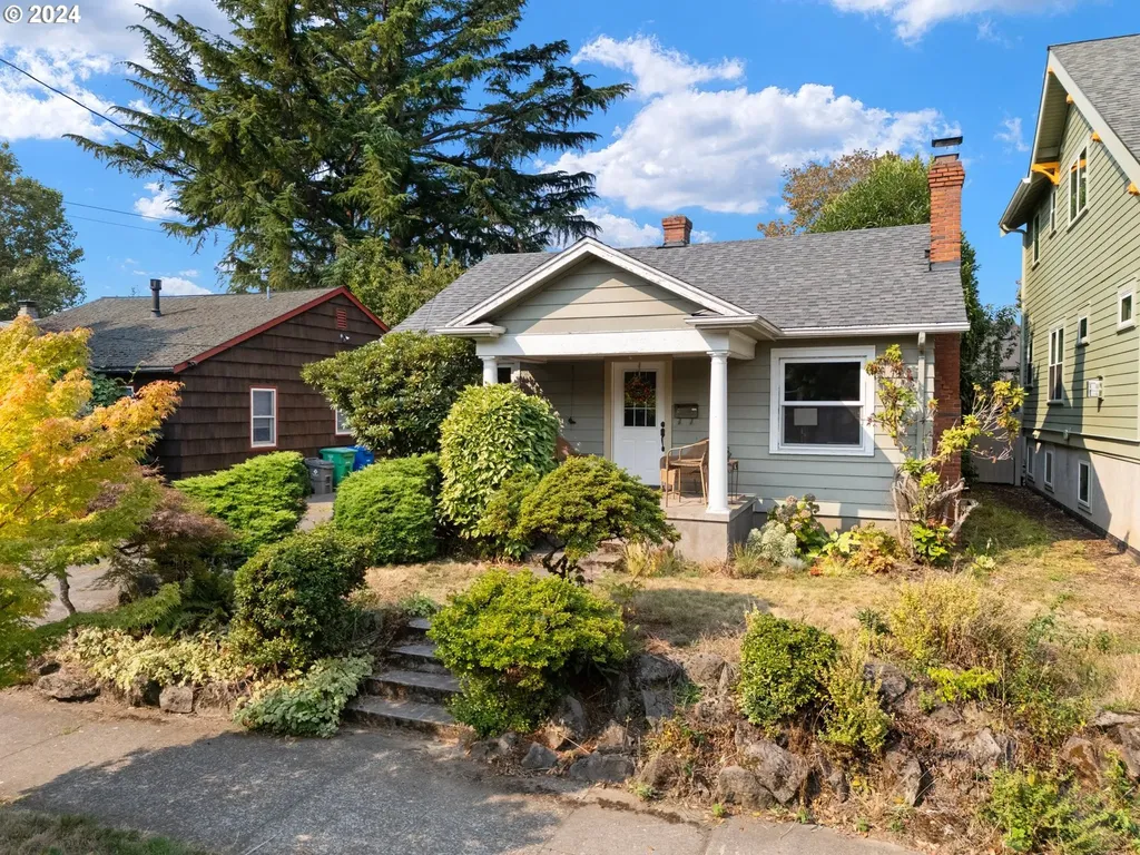 2227 SE 32nd Place Portland OR 97214