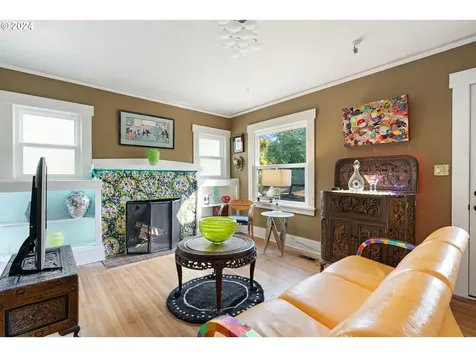 2227 SE 32nd Place Portland OR 97214