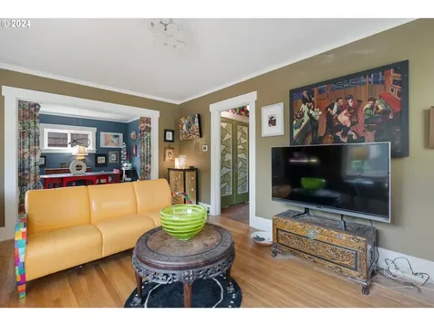 2227 SE 32nd Place Portland OR 97214