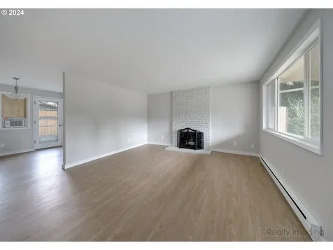 16509 SW 10th Street Sherwood OR 97140