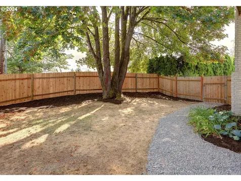 16509 SW 10th Street Sherwood OR 97140
