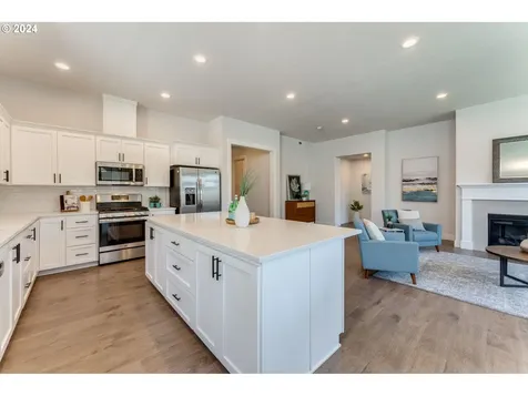 29053 Nw King Street North Plains OR 97133