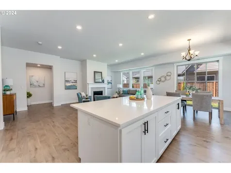 29053 Nw King Street North Plains OR 97133
