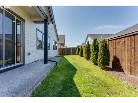 29053 Nw King Street North Plains OR 97133
