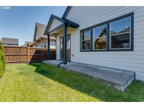 29053 Nw King Street North Plains OR 97133