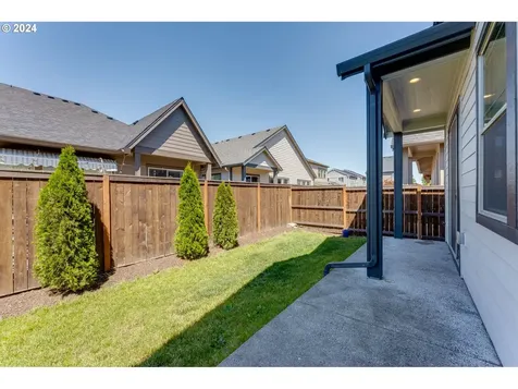 29053 Nw King Street North Plains OR 97133