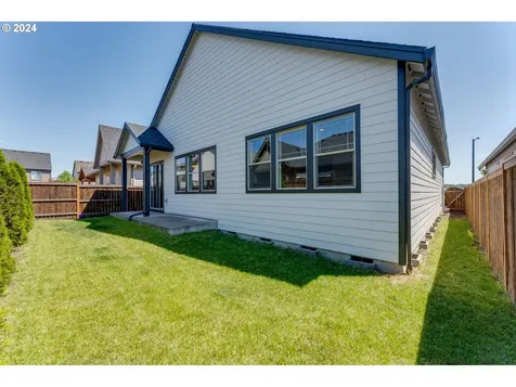29053 Nw King Street North Plains OR 97133