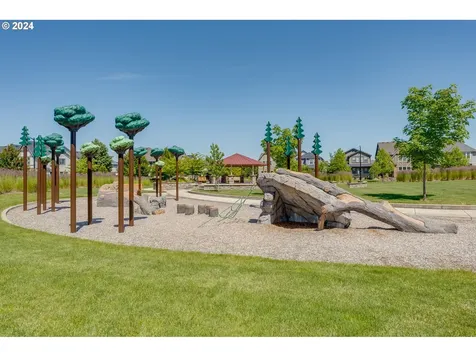 29053 Nw King Street North Plains OR 97133
