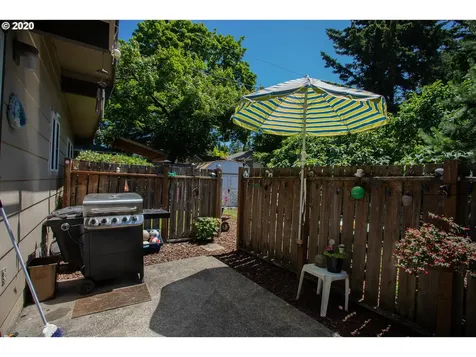 19032 Ne Glisan Street Portland OR 97230