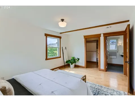 1400 Ne Sumner Street Portland OR 97211