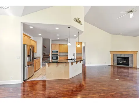 790 Old Orchard Lane Springfield OR 97477