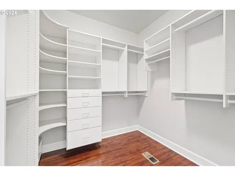 790 Old Orchard Lane Springfield OR 97477