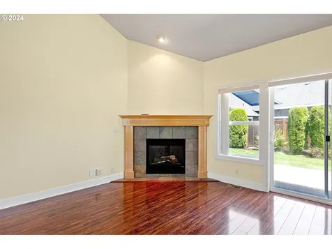 790 Old Orchard Lane Springfield OR 97477