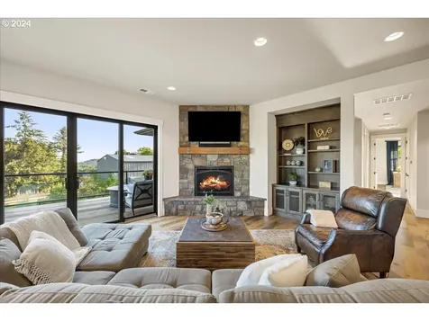 28017 Sw Ladd Hill Road Sherwood OR 97140