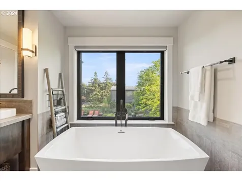 28017 Sw Ladd Hill Road Sherwood OR 97140
