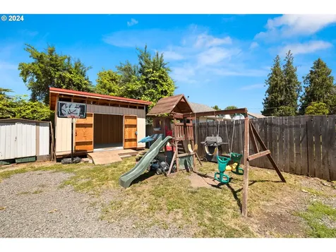 500 N Main Street Newberg OR 97132