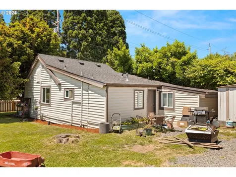 500 N Main Street Newberg OR 97132