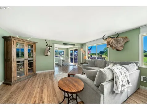 16515 NE 58th Street Vancouver WA 98682