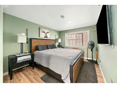 16515 NE 58th Street Vancouver WA 98682