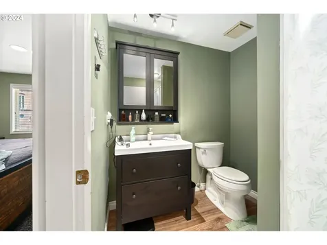 16515 NE 58th Street Vancouver WA 98682