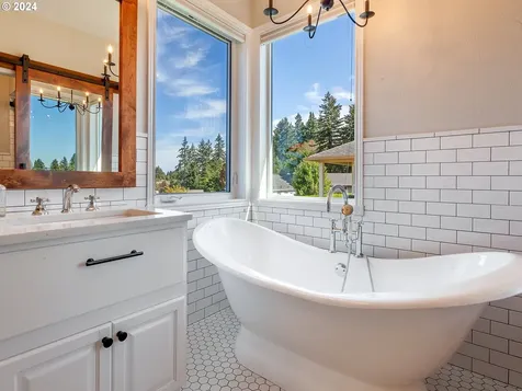 15607 Sw Highpoint Drive Sherwood OR 97140