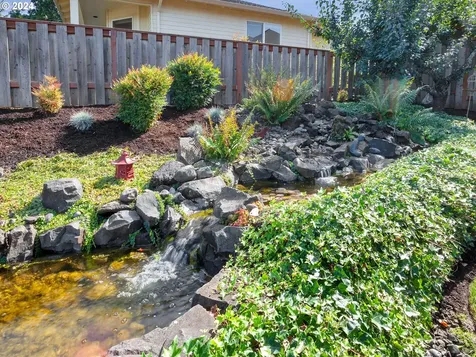 15607 Sw Highpoint Drive Sherwood OR 97140